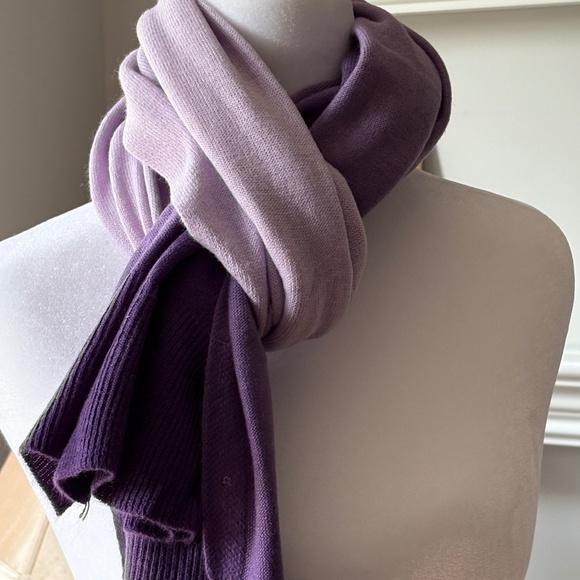 Lavender Wrap - Picture 3 of 7